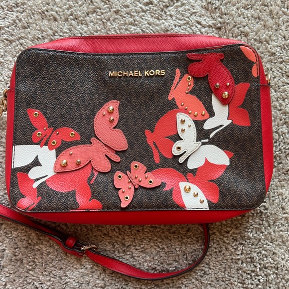 🔥🔥🔥Michael Kors Limited Edition Crossbody Bag🔥🔥🔥 - Picture 2 of 16